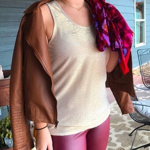 Cute golden Worthington tank